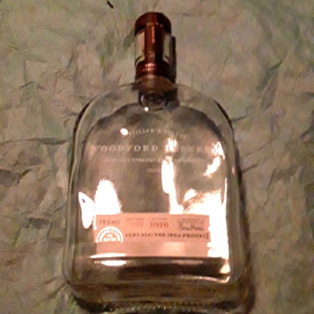Liquor container